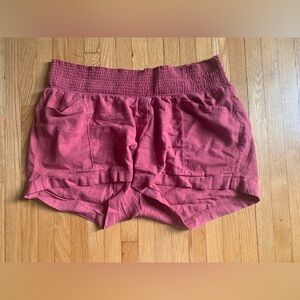 Maternity shorts